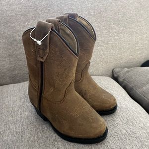 NWOT toddler size 4 cowboy boots